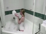 Bubble Bath Babe: Dildo Fuck & Squirting Orgasm