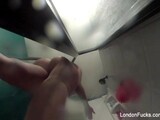 London Keyes's sexy shower solo