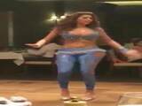 The best ass dancing belly dance. OMG!!!! It&#039;s amazing