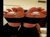 Tribute these feet!