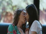 Girl Kiss